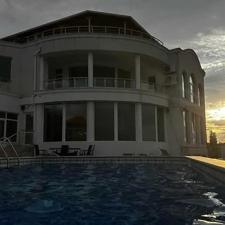 Ξενοδοχείο Quartz Briz 3*