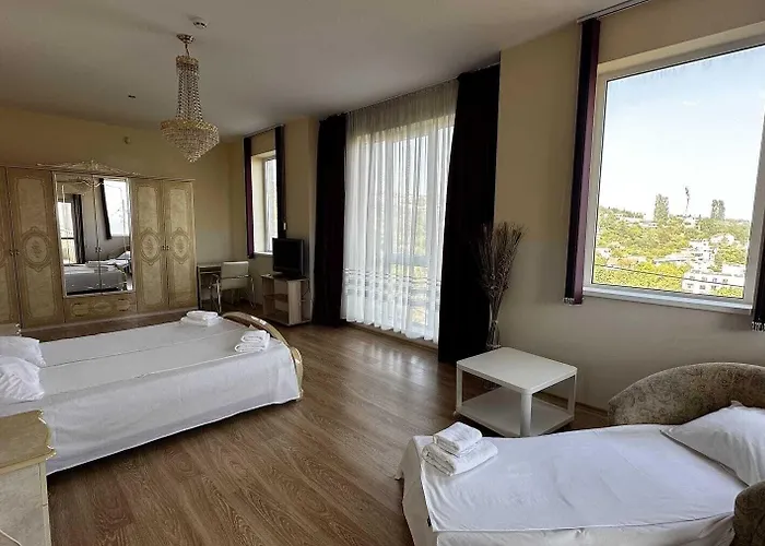 Quartz Briz 3* 瓦爾納