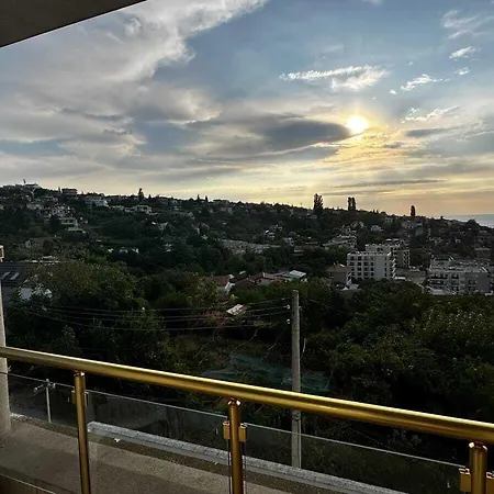 Quartz Briz Hotel 3*