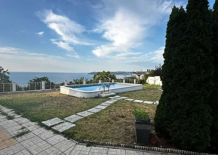 Hotel Quartz Briz 3*